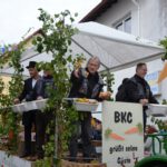 Kerwe-Sonntag bei den „GEELERIEWE“ mit dem Umzug der es in sich hatte …