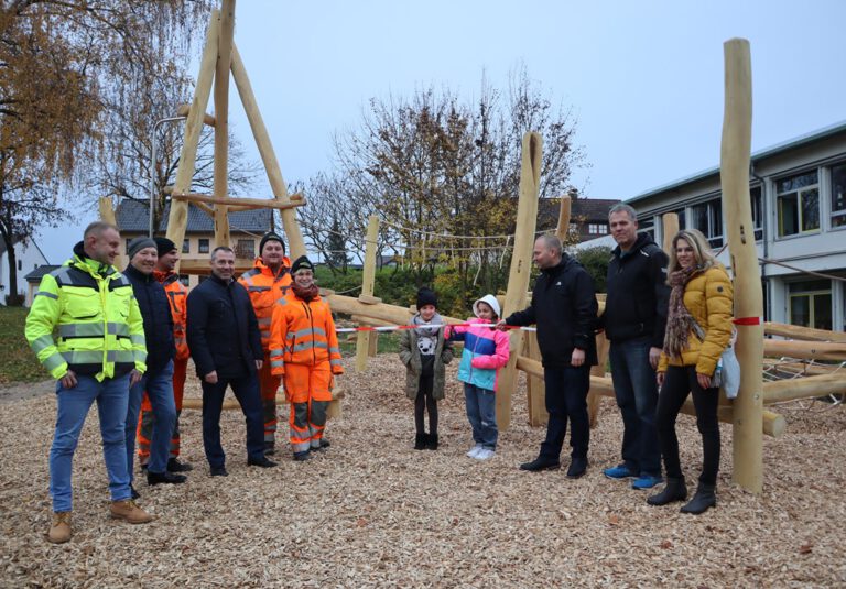 Einweihung Spielgerät GS Rohrbach