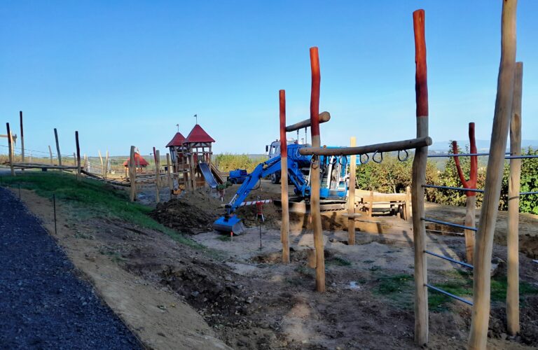 NEU und aktuell: Spielplatz Burg Steinsberg – Eröffnung planmäßig Mai 2024