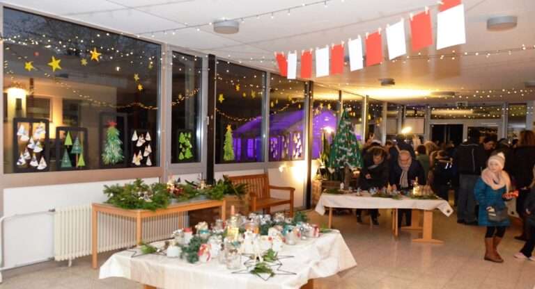 Gelungener Weihnachtsbazar an der Grundschule Horrenberg vergangenen Freitag …