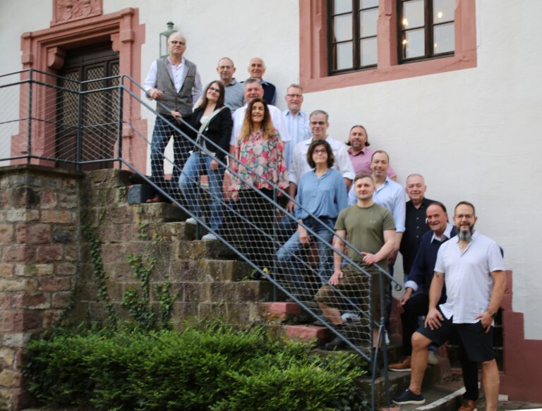 AWL Stellt sich neu auf 2024