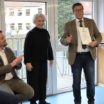 Städtischer Kindergarten in Dühren für kindgerechte Ernährungsbildung zertifiziert – Minister Hauk ü...