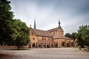 27_maulbronn_aussen_sicht-aufs-paradies_foto-ssg-guenther-bayerl_ssg-pressebild