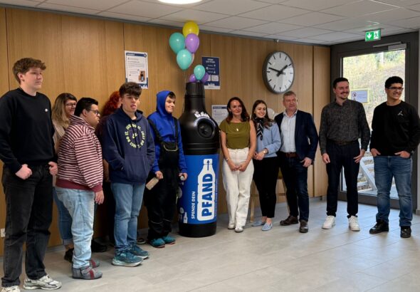 f0a2e524-bb38-4eb9-8a69-07f742bd5ad2